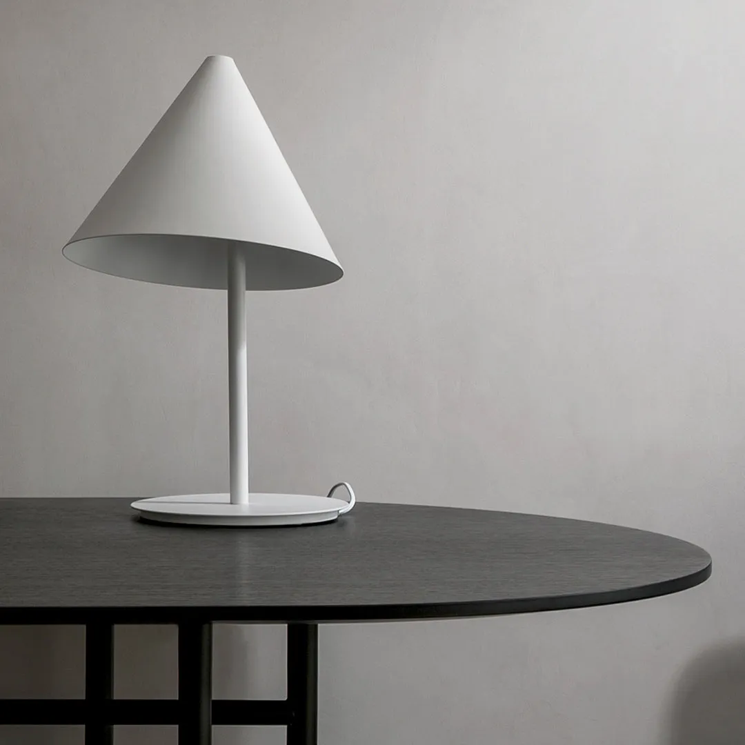 Snaregade Dining table - Round