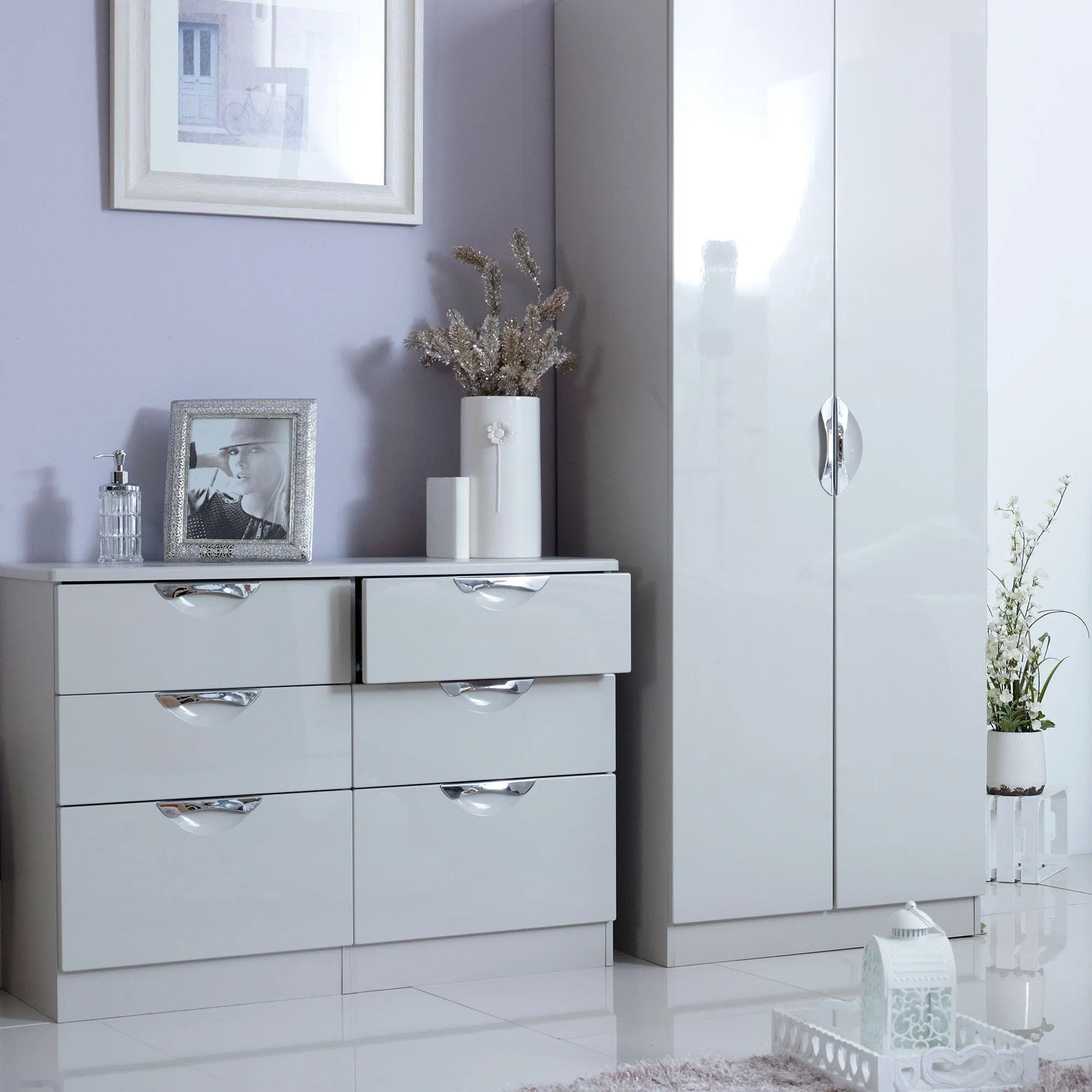 Stanford - Tall Triple Door Plain Robe Kaschmir High Gloss Fronts And Base