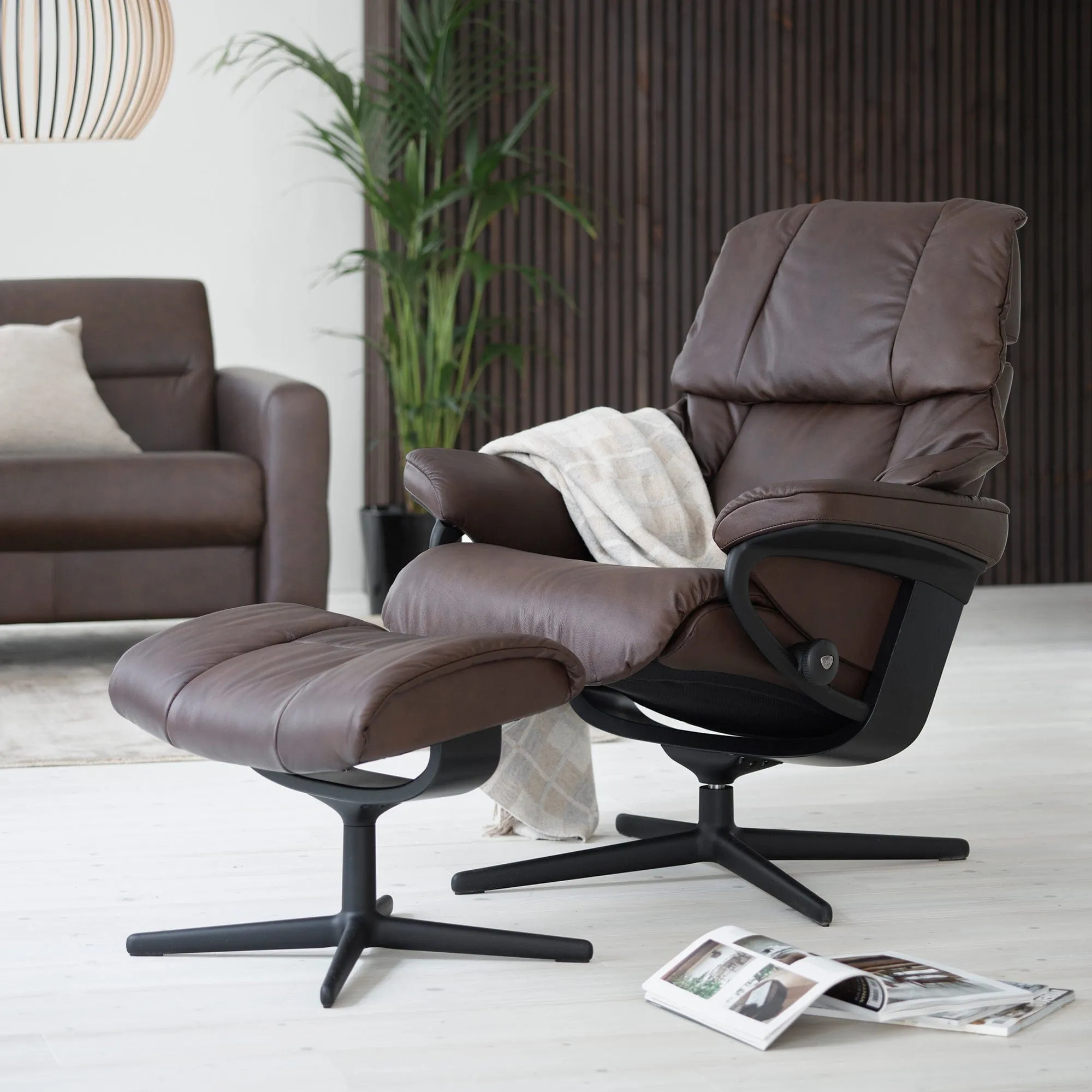 Stressless Reno - Chair & Stool With Cross Base In Full Aniline Noblesse Leather