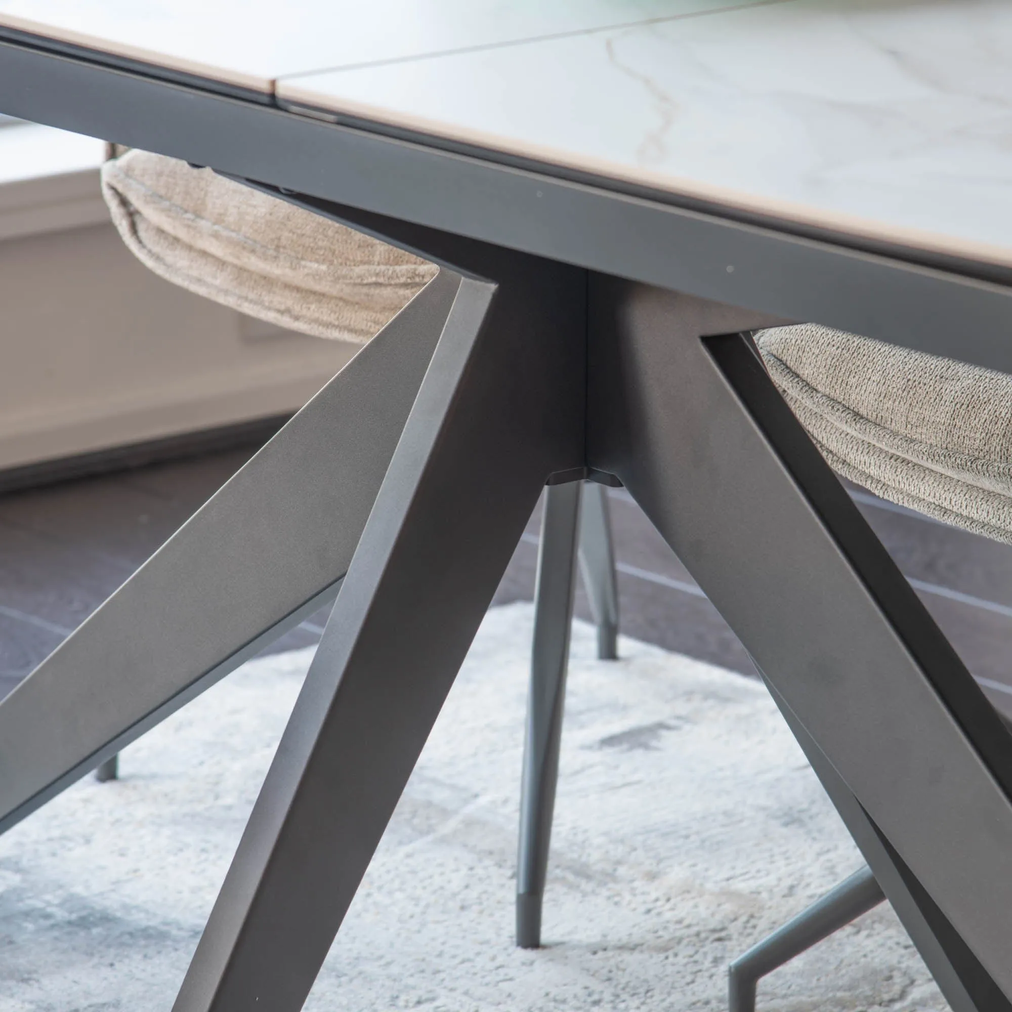 Teatro - 180cm Extending Dining Table With White/Multi Ceramic Top