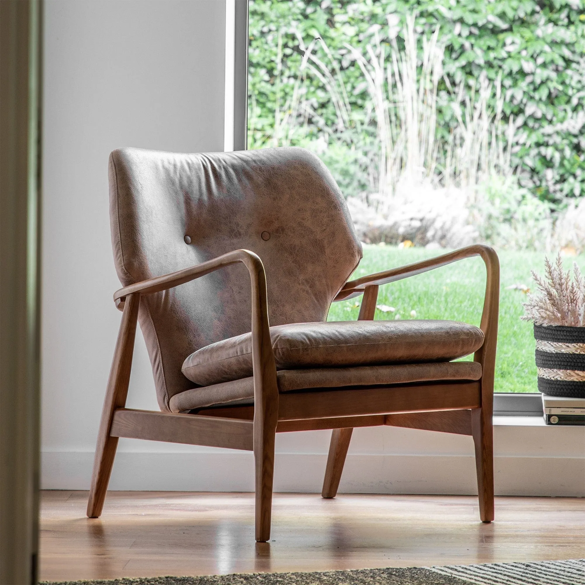 Tobias - Chair In Leather