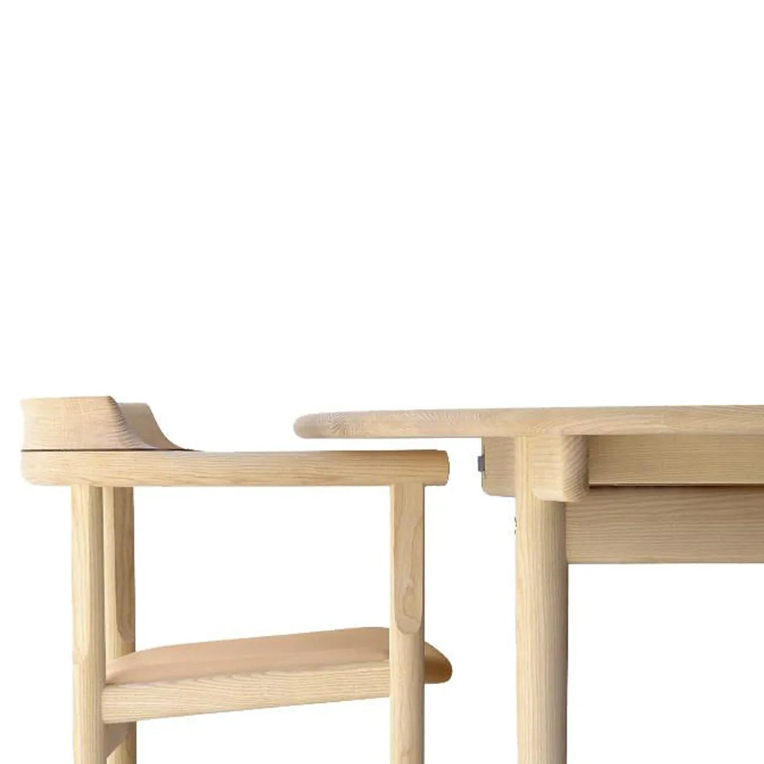 Wegner PP62 Captain's Chair