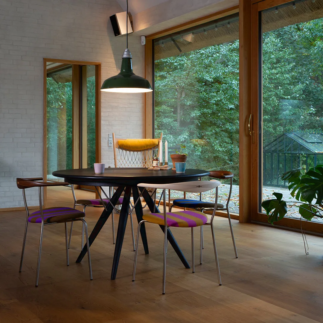 Wegner PP75/120 Table - 47.25 dia